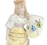 Фигурка "Девушка с вазой" из фарфора Кузнецова, 19 век