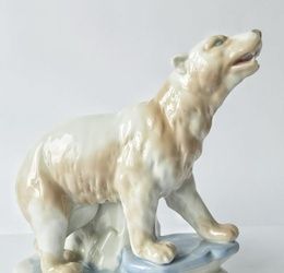 Pencil case - White bear.