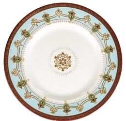 A RUSSIAN PORCELAIN CHARGER IN THE NEO-RUSSIAN STYLE, KUZNETSOV PORCELAIN FACTORY, 1899-1917