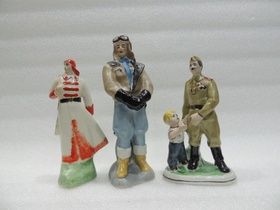 Porcelain Composition Red Army Pilot Soldier Three pieces Without chips and cracks