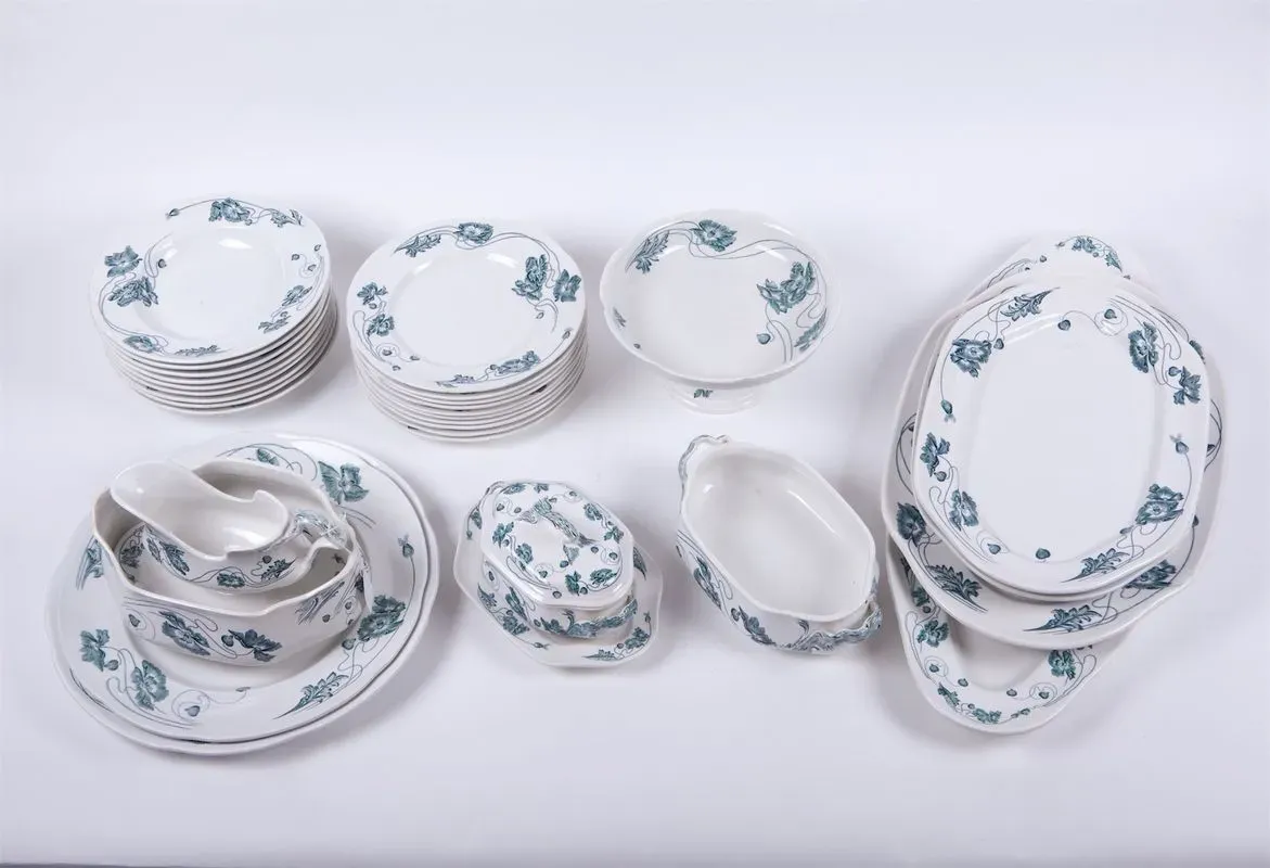 Фарфоровая посуда Русской имперской эпохи. Маркировка Кузнецов. 30 предметов