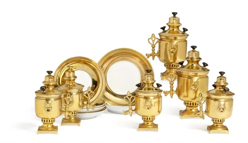 Фарфоровые предметы Кузнецовского фарфорового завода около 1900 года