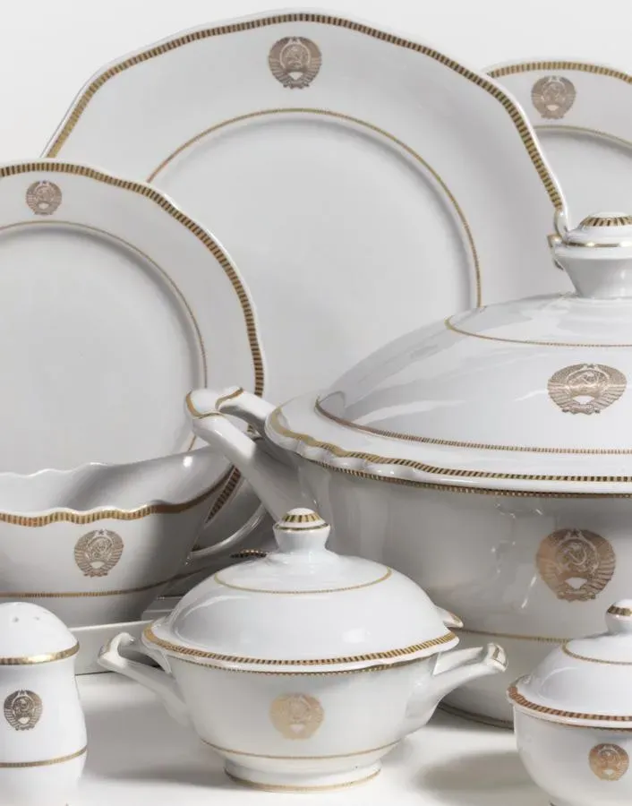 КОМПЛЕКТ КЕРАМИЧЕСКОЙ ПОСУДЫ, ДУЛЕВО, 1952-1962 гг.