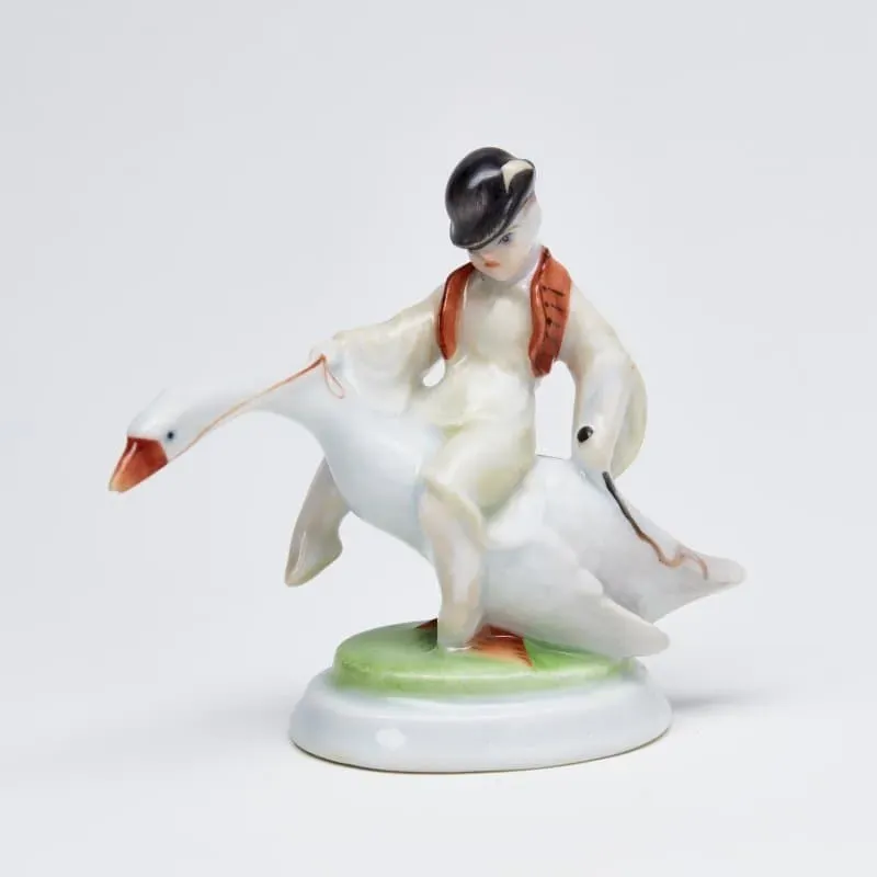 Фигурка "Нильс на гусе"